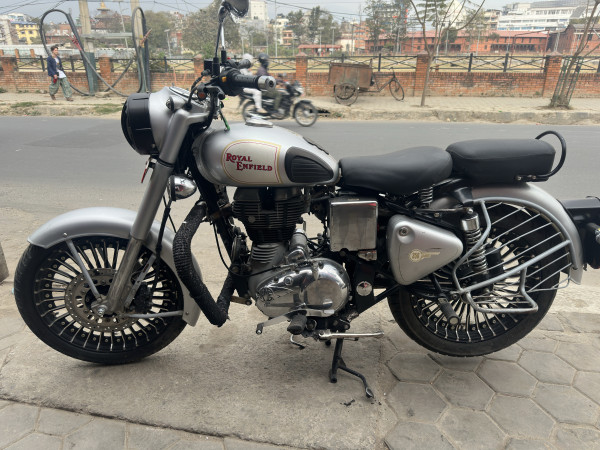 2013  Royal Enfield Classic 350 on sale
