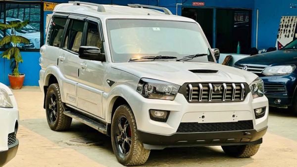 2016 Scorpio s10 fully loaded