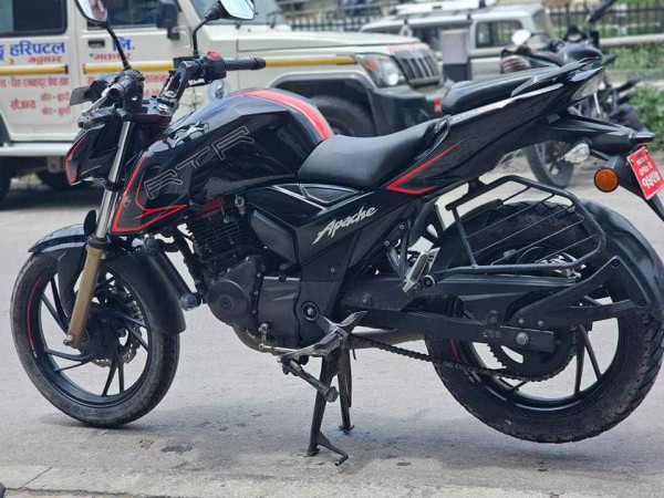 RTR 200 4V 017 lot