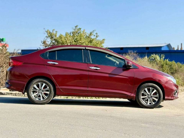 SINGLE HANDED HONDA CITY ON SALE AND EXCHANGE