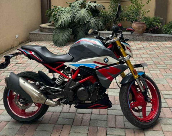 BMW G310r BS6 BMW G310r BS6