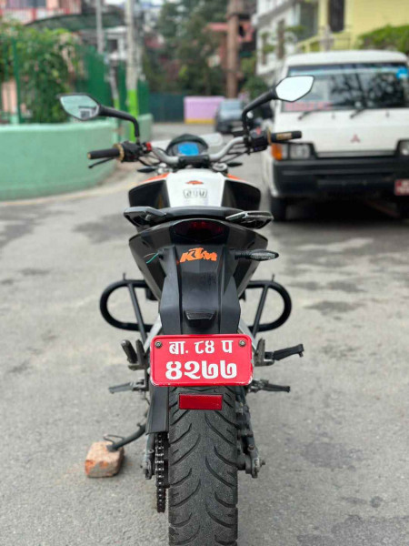 Ktm duke 200 bs4 