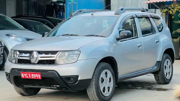 2017 Renault Duster Rxe 2017 Renault Duster Rxe