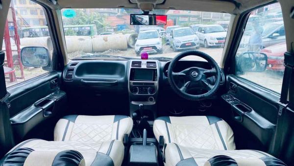 2004 Nissan Terrano