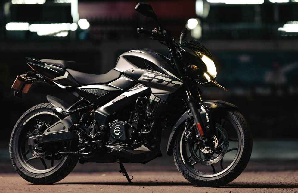 Bajaj Pulsar 200 NS ABS FI Bajaj Pulsar 200 NS ABS FI